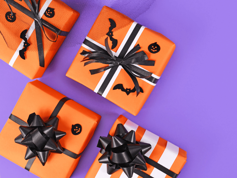 Box of presents ideas for Halloween