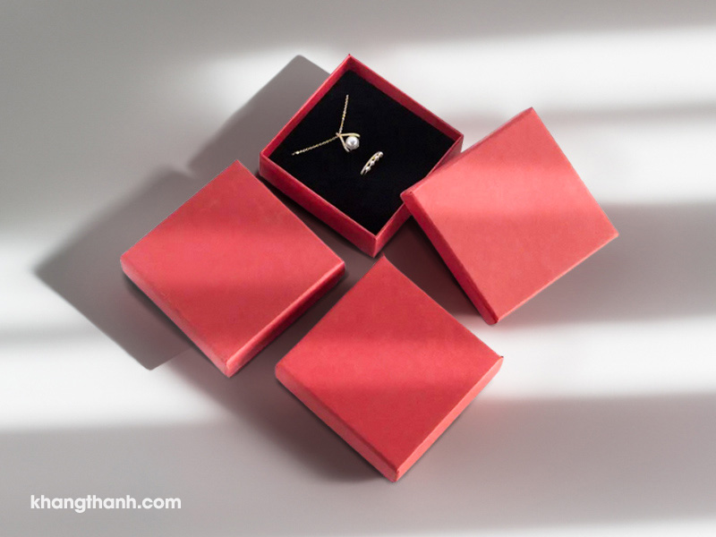 necklace-boxes