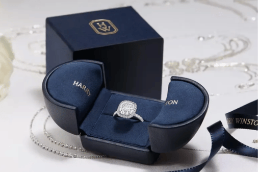 Discover elegant ring gift boxes from renowned brands