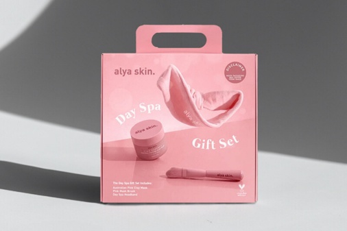 How to customize perfect cosmetic box packaging